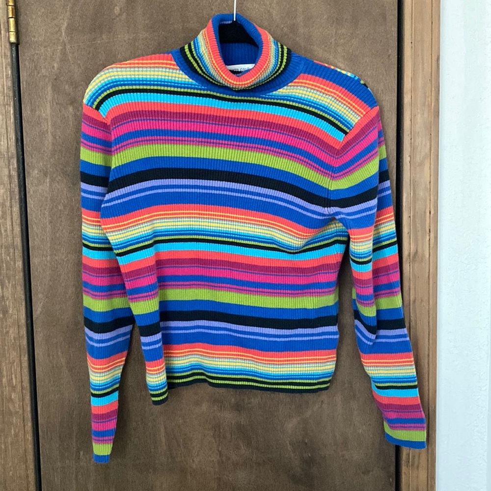 Rainbow stripped turtleneck